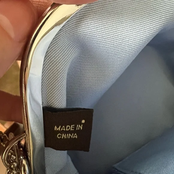 NWT Coach Printed Multicolor Polkadots Clutch with Kiss-Lock and Tan Strap - Picture 6 of 6